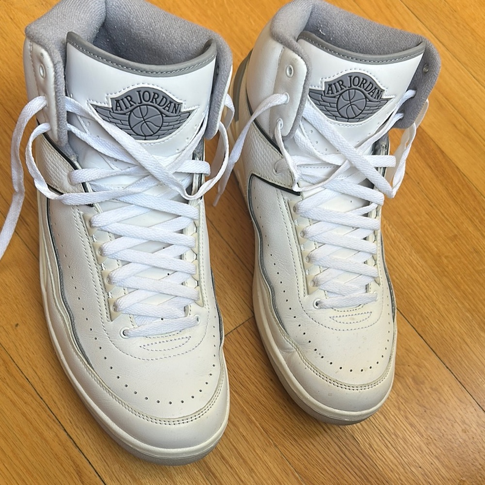Jordan 2 Retro White and Gray High-Top Sneakers (No Box) used